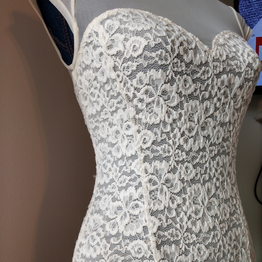 Bebe bodysuit - Picture 4 of 11